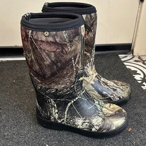Bogs Kids Camouflage Winter Boots